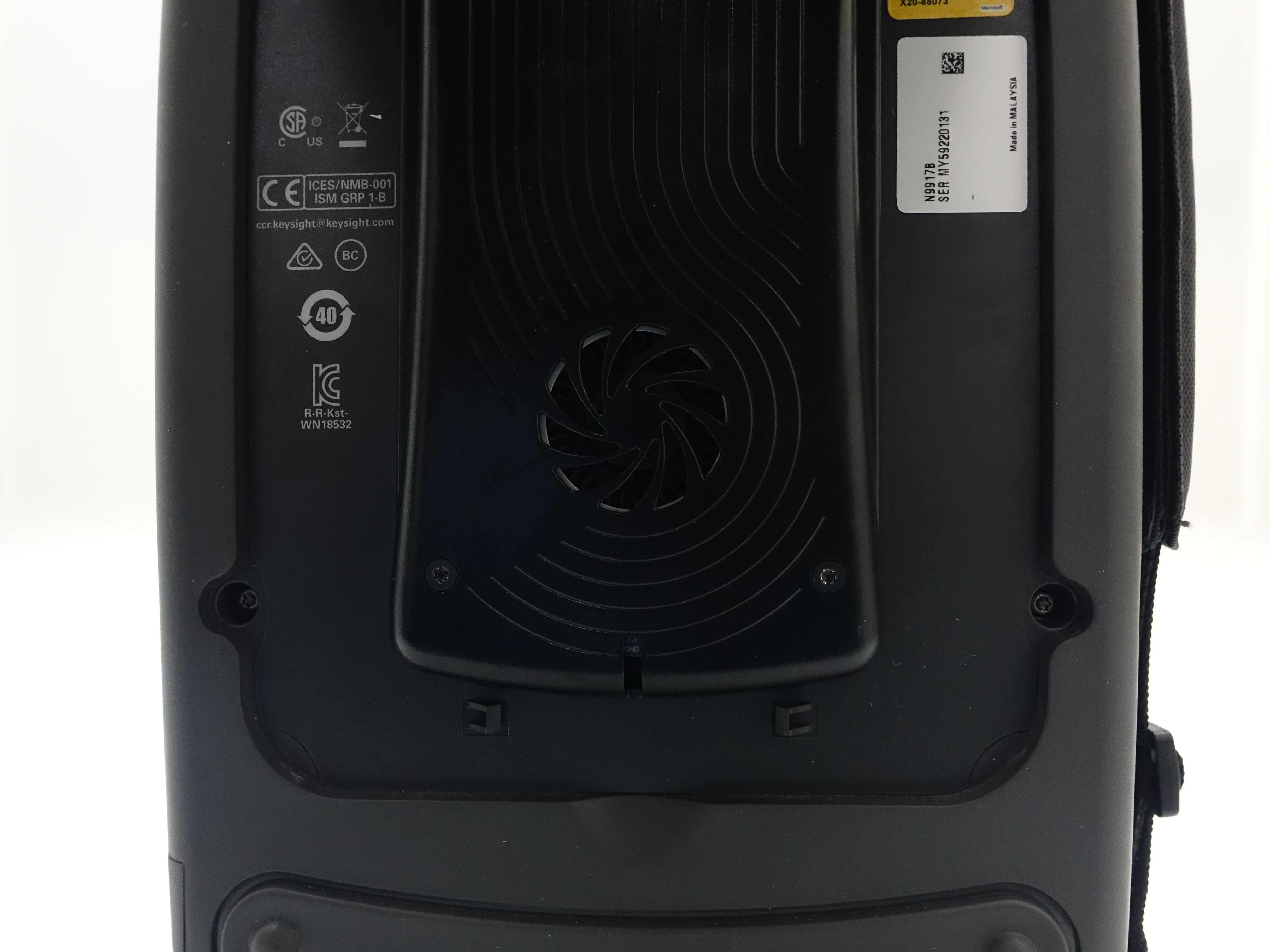 Keysight N9917B FieldFox Handheld Microwave Analyzer / 30 kHz to 18 GHz