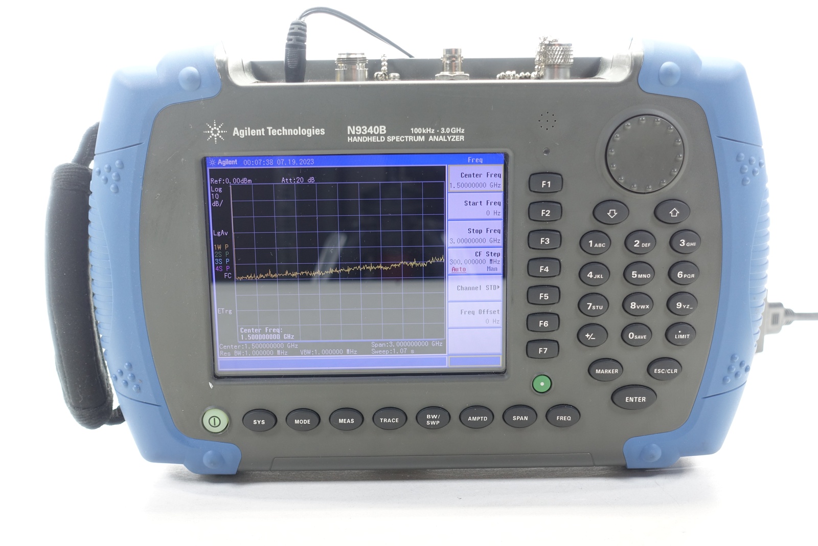 Keysight N9340B Handheld RF Spectrum Analyzer (HSA) / 100 kHz to 3 GHz