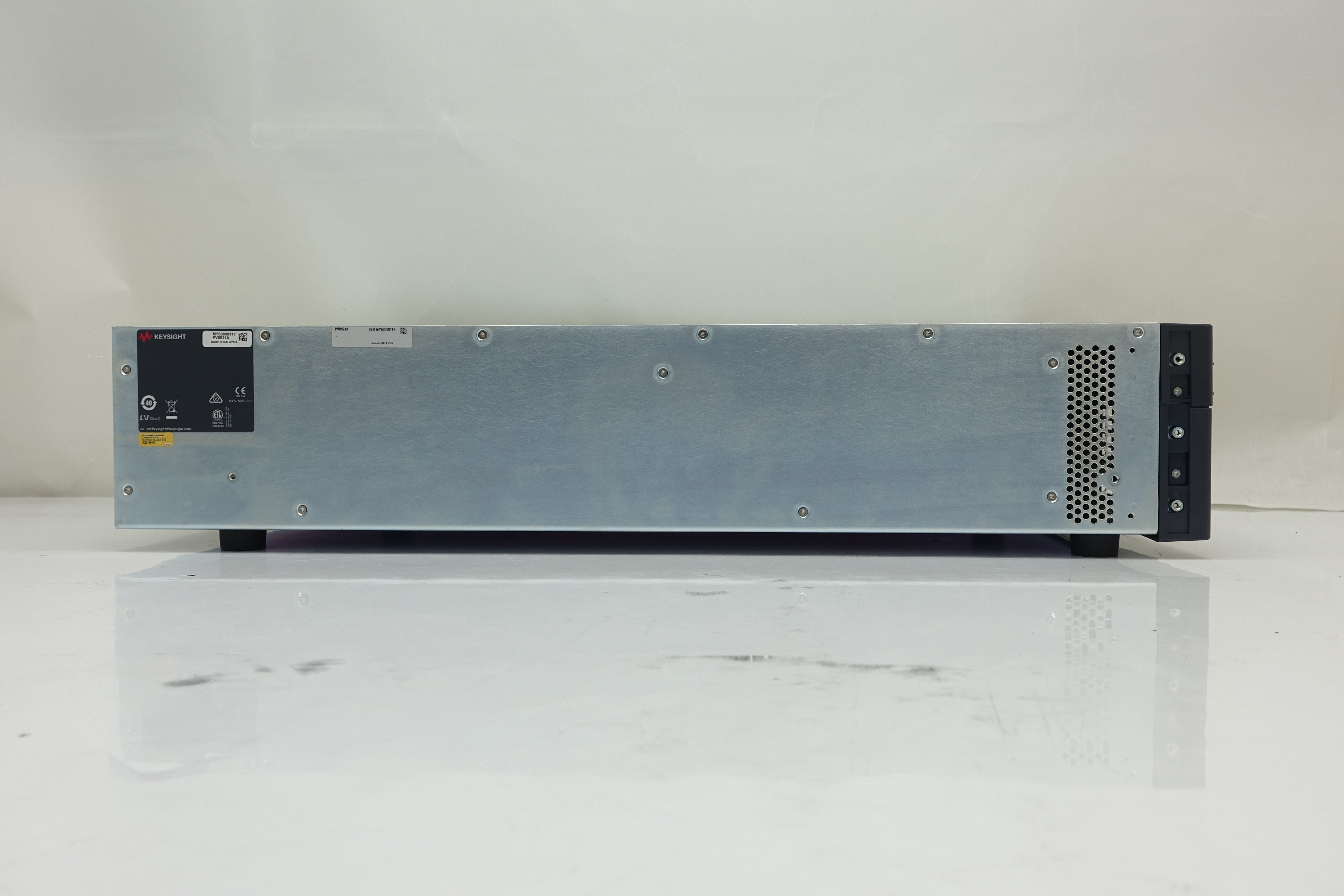 Keysight PV8921A Photovoltaic Array Simulator / 1500V / 30A / 20kW / 400/480 VAC