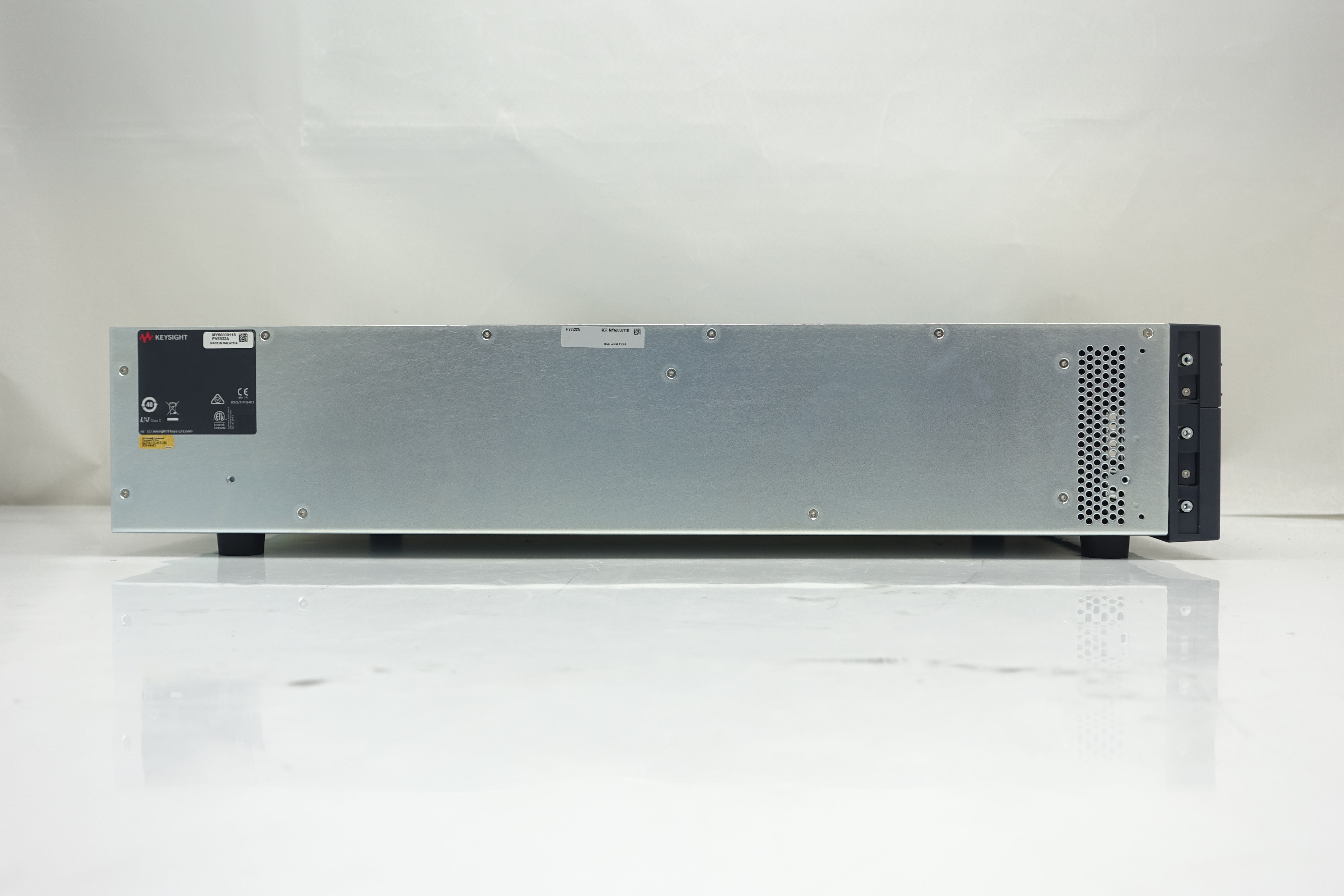 Keysight PV8922A Photovoltaic Array Simulator / 2000V / 30A / 20kW / 400/480 VAC