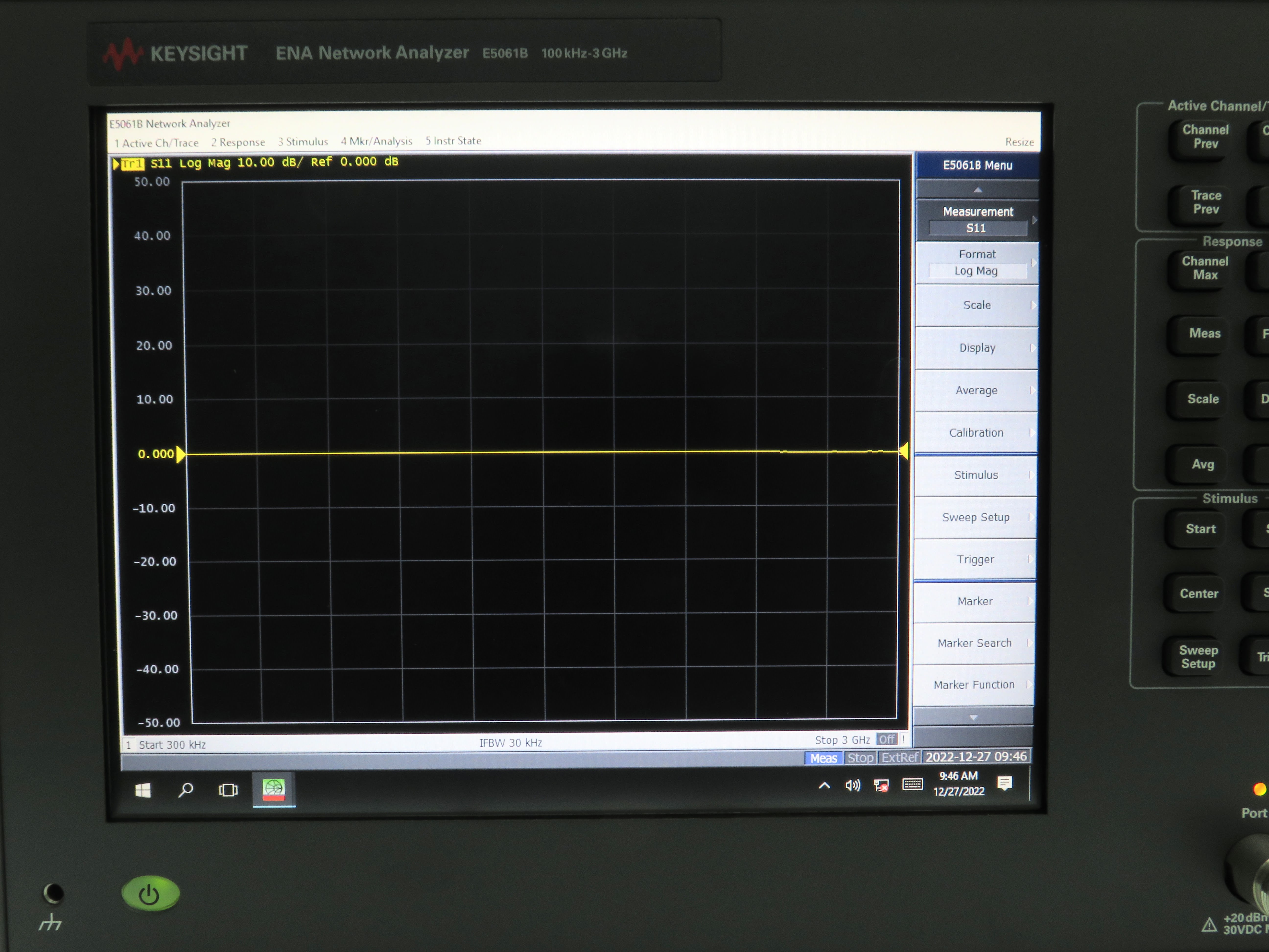 Keysight E5061B-235 S-parameter Test Set / 100 kHz to 3 GHz / 50 Ohm System Impedance