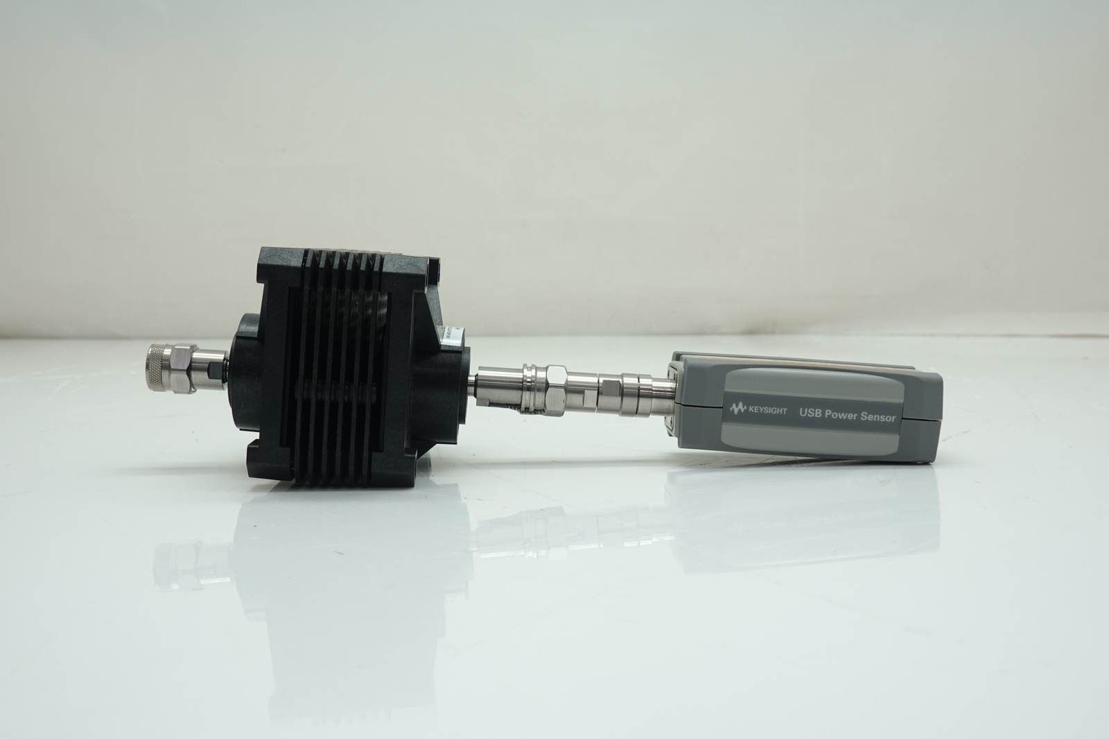 Keysight U2000B USB Power Sensor / 10 MHz to 18 GHz / -30 dBm to +44 dBm